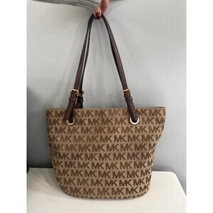 Michael Kors Jet Set Travel Jacquard Tote Bag